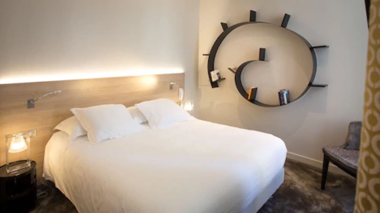 Photo of Bedroom in Valence