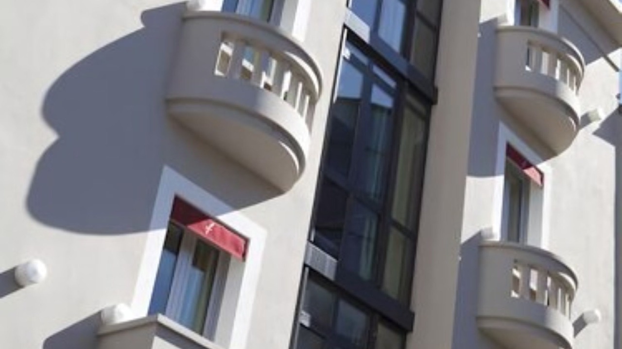 Photo of Outdoor in Valence