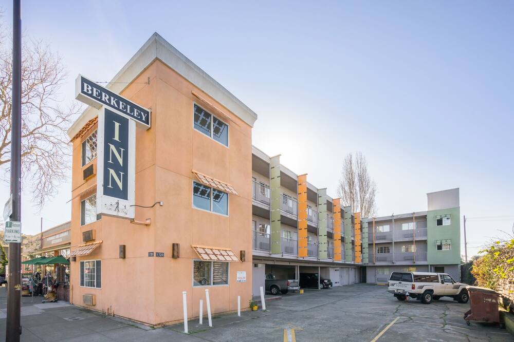 Photo of Outdoor in Northwest Berkeley