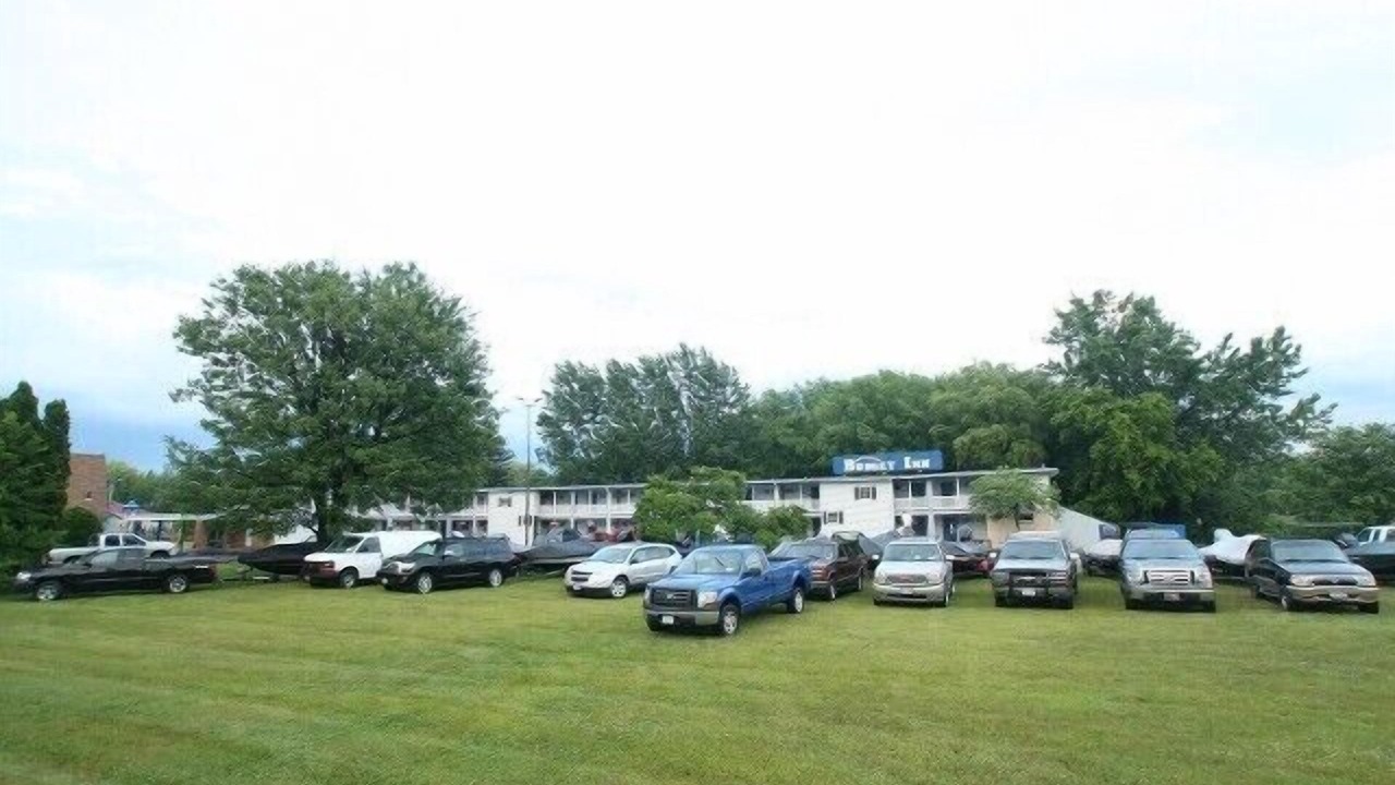 Photo of Others in Bayberry