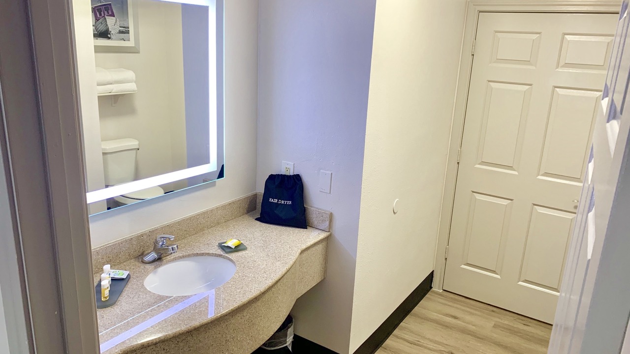 Photo of Bathroom in El Lago