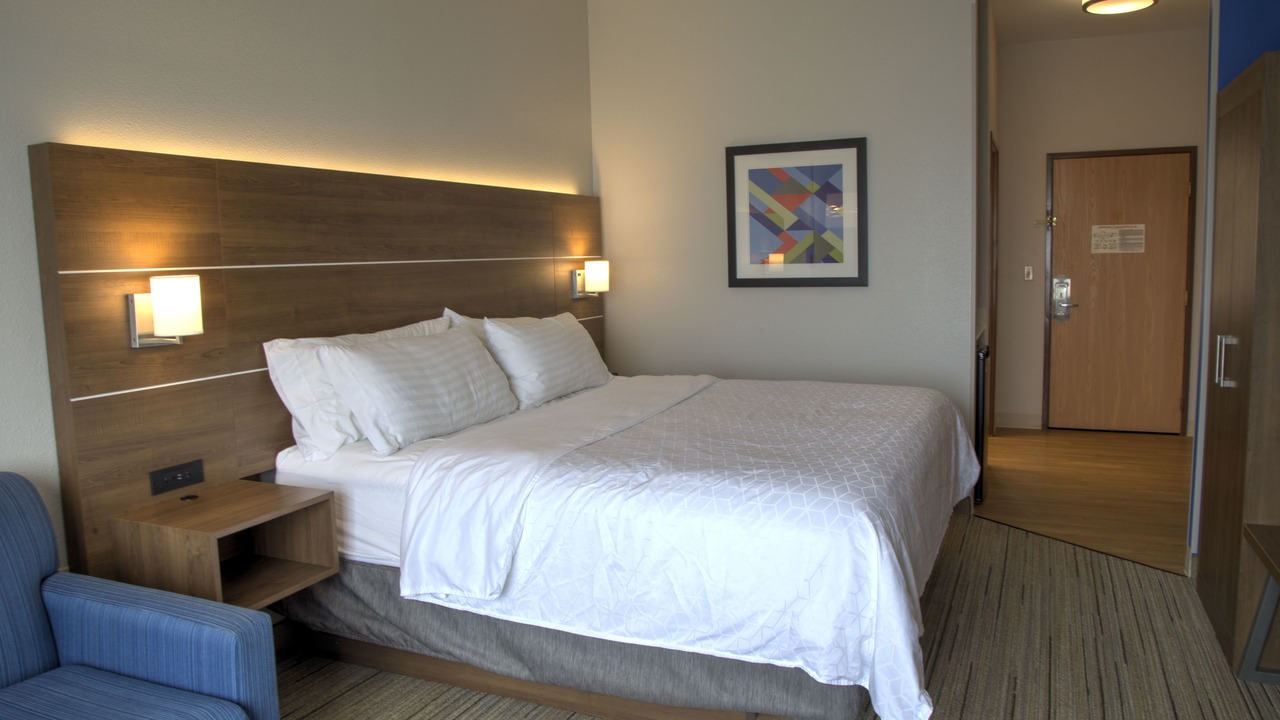 Photo of Bedroom in Rochelle