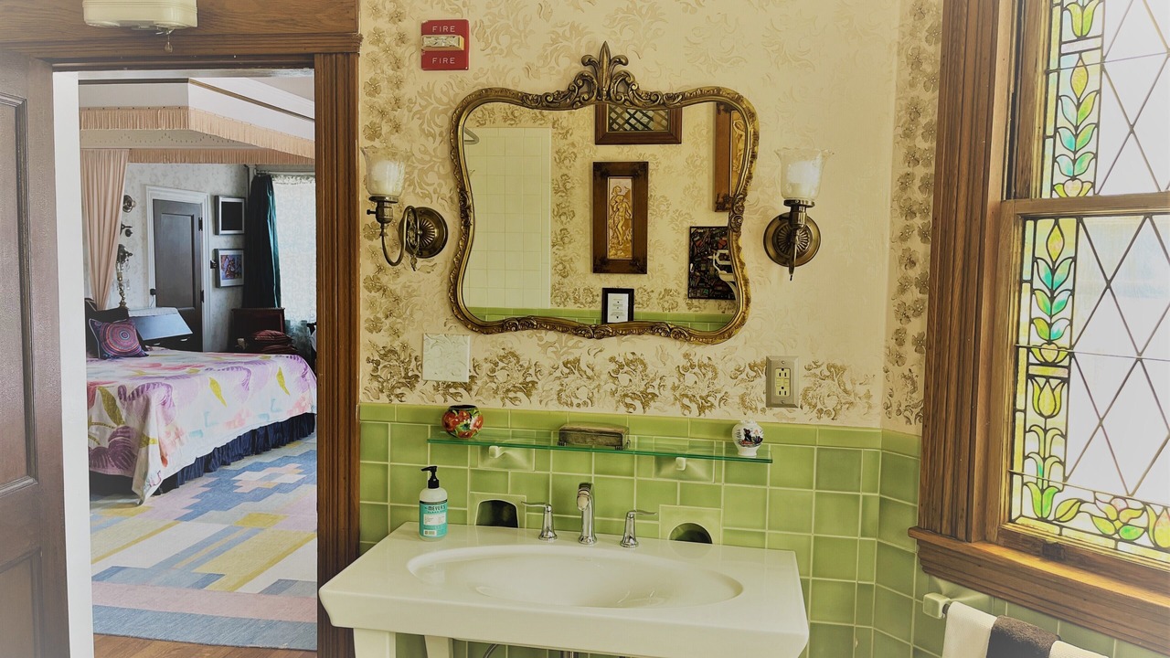 Photo of Bathroom in Auburn