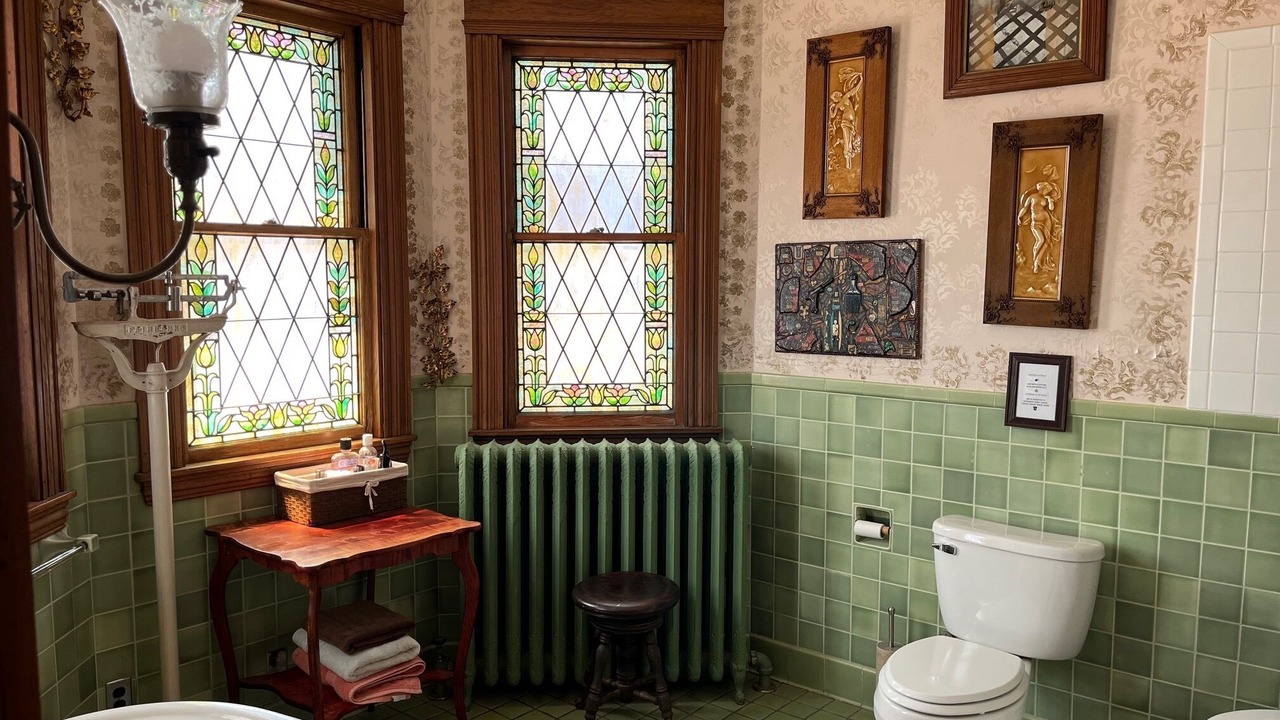 Photo of Bathroom in Auburn