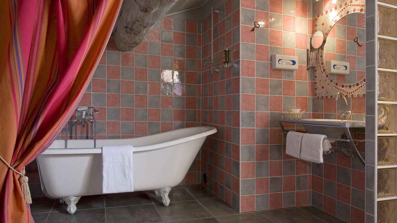 Photo of Bathroom in Tavel