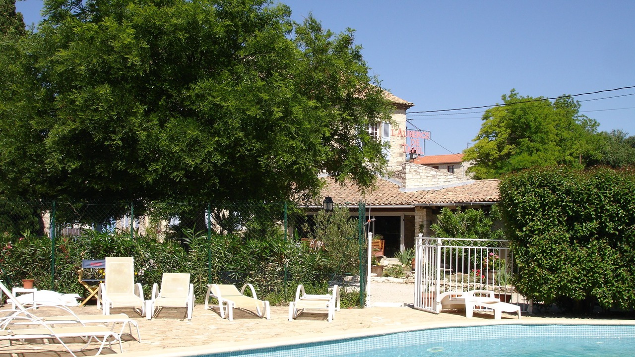 Photo of Outdoor in Tavel