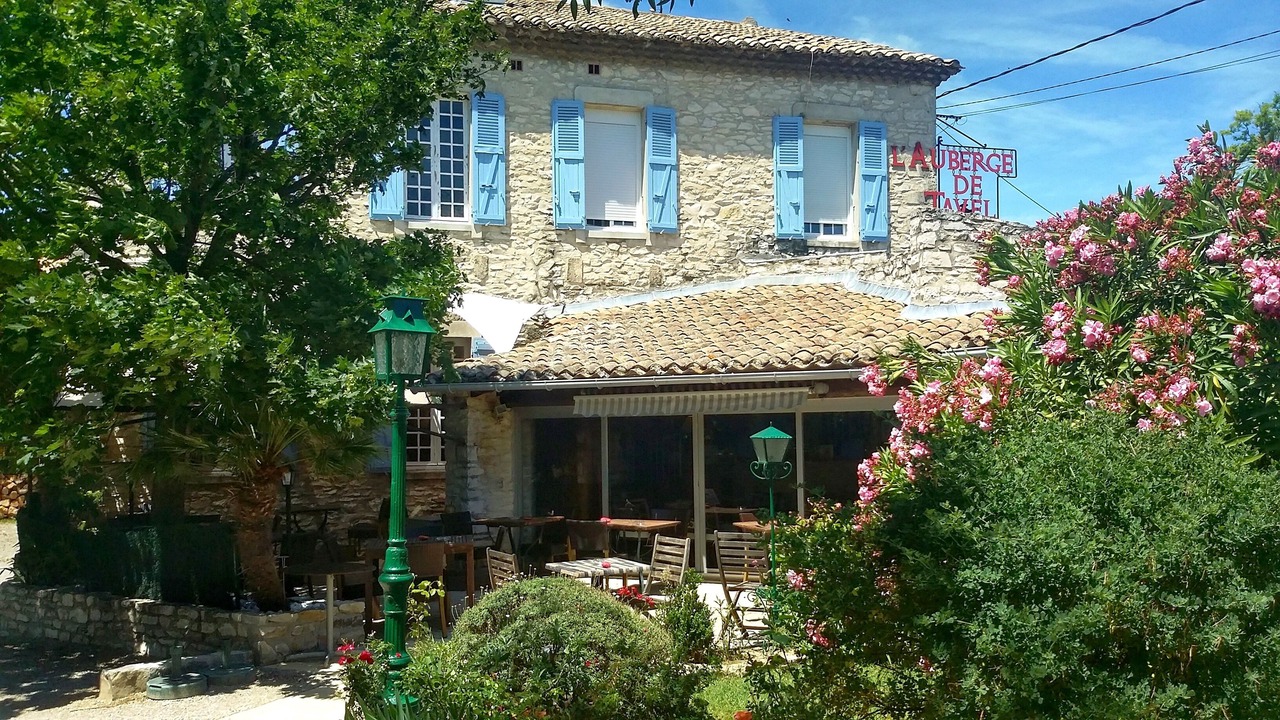 Photo of Outdoor in Tavel