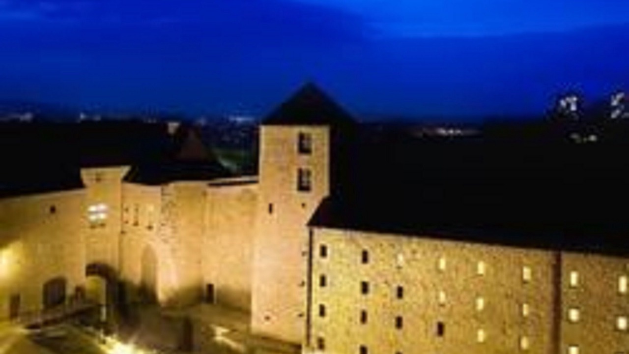 Photo of Outdoor in Sedan