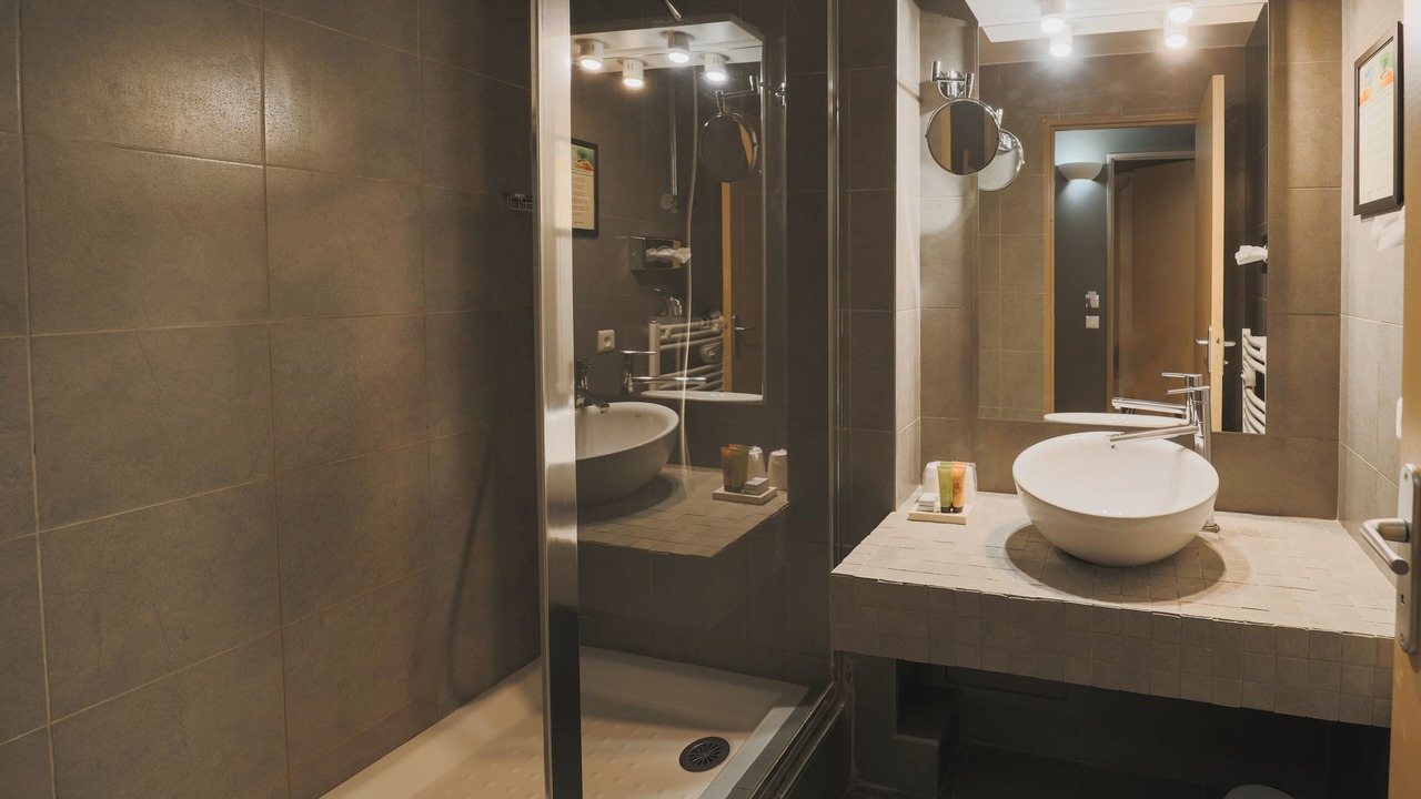 Photo of Others in Sedan