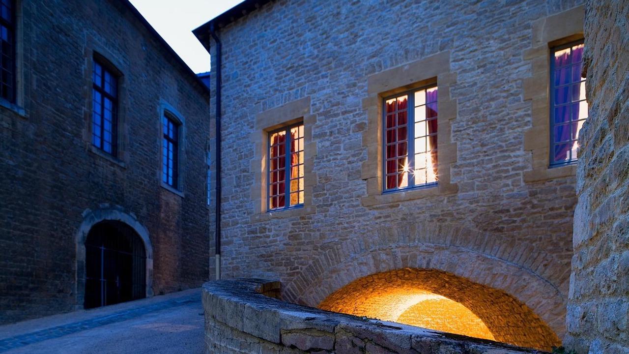 Photo of Outdoor in Sedan