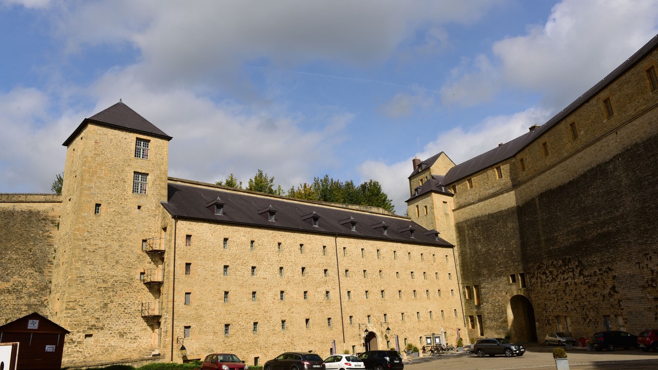 Photo of Outdoor in Sedan