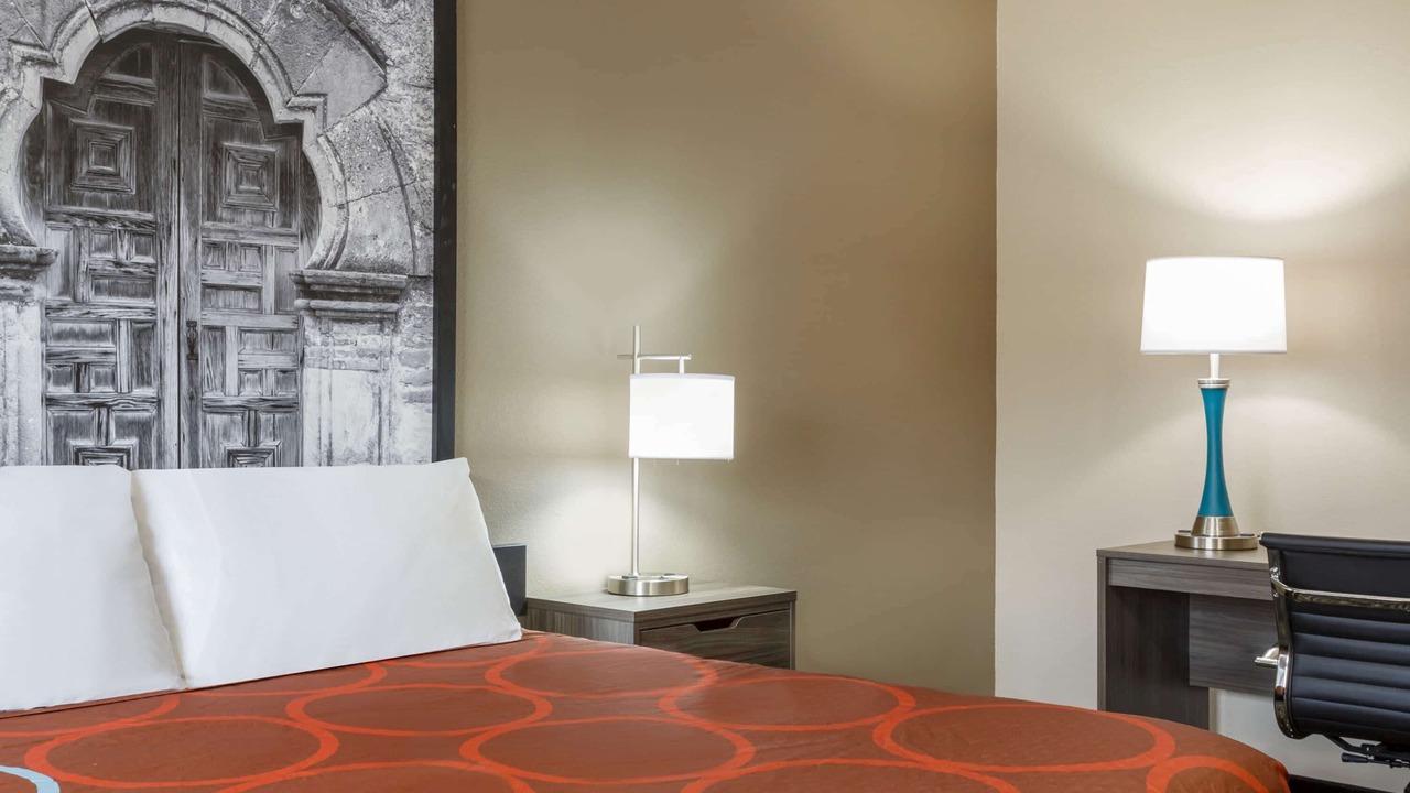 Photo of Bedroom in North San Antonio - SAT