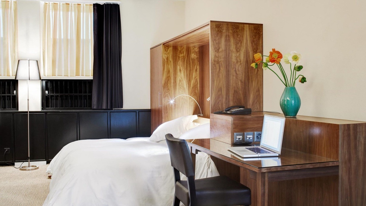 Photo of Bedroom in Basel City Centre