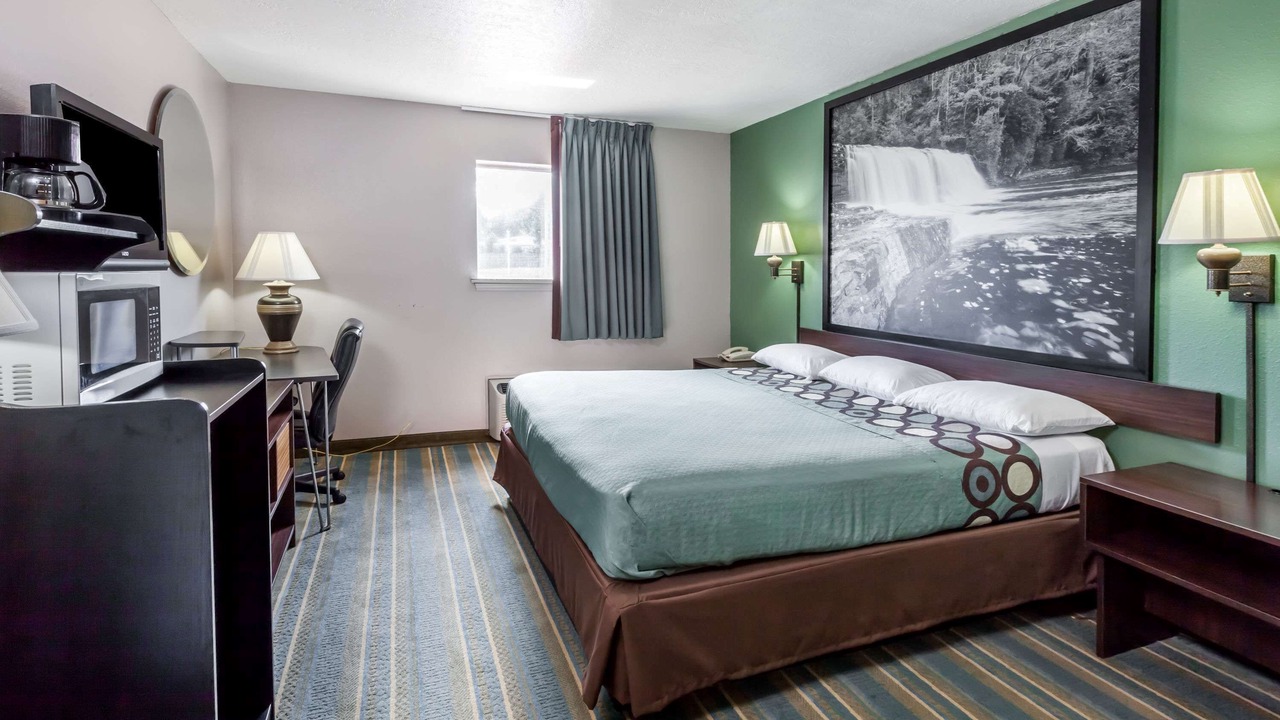 Photo of Bedroom in Chickasha