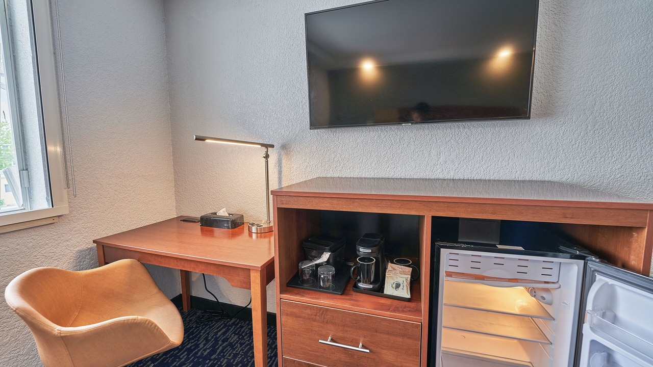 Photo of Bedroom in Main Street Hyannis