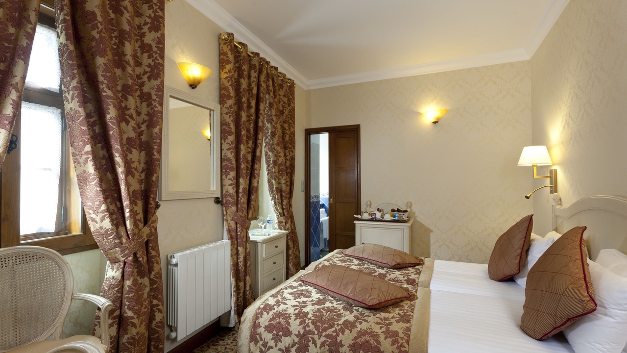 Photo of Bedroom in Le Mont-Saint-Michel