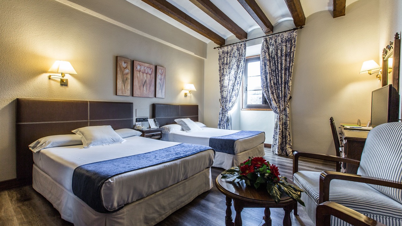 Photo of Bedroom in Haro
