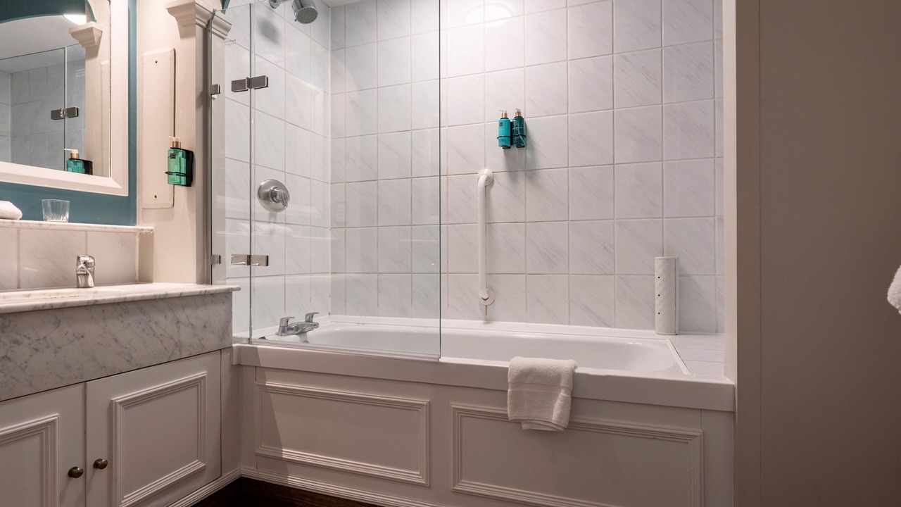 Photo of Bathroom in Buckingham