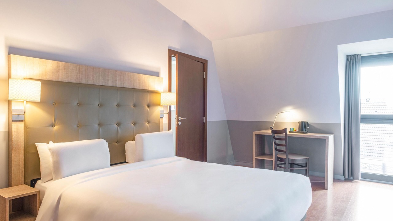 Photo of Bedroom in Argenteuil