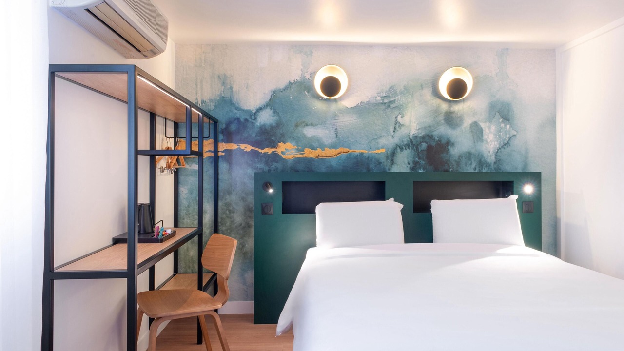 Photo of Bedroom in Argenteuil