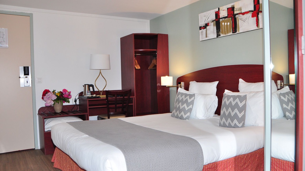 Photo of Bedroom in Cachan