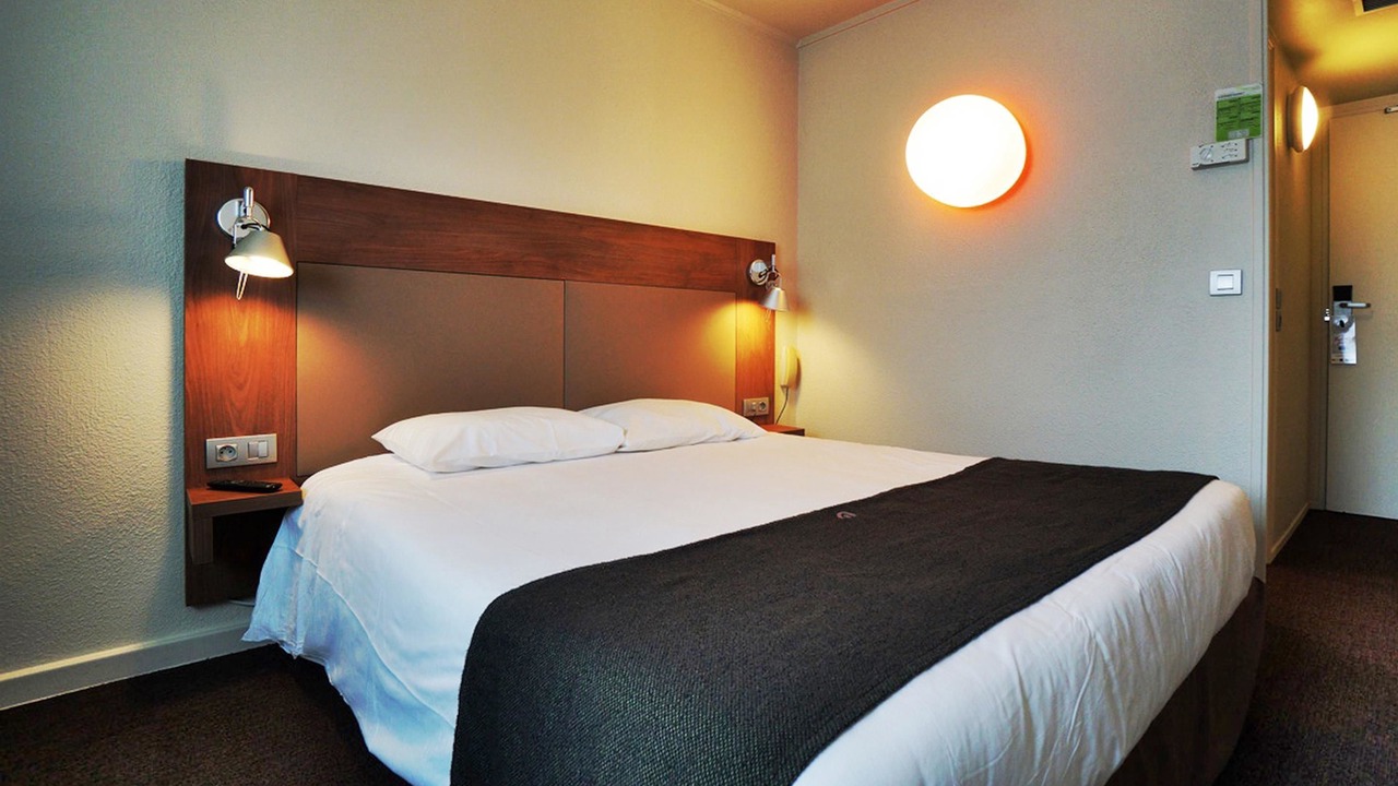 Photo of Bedroom in Chaville