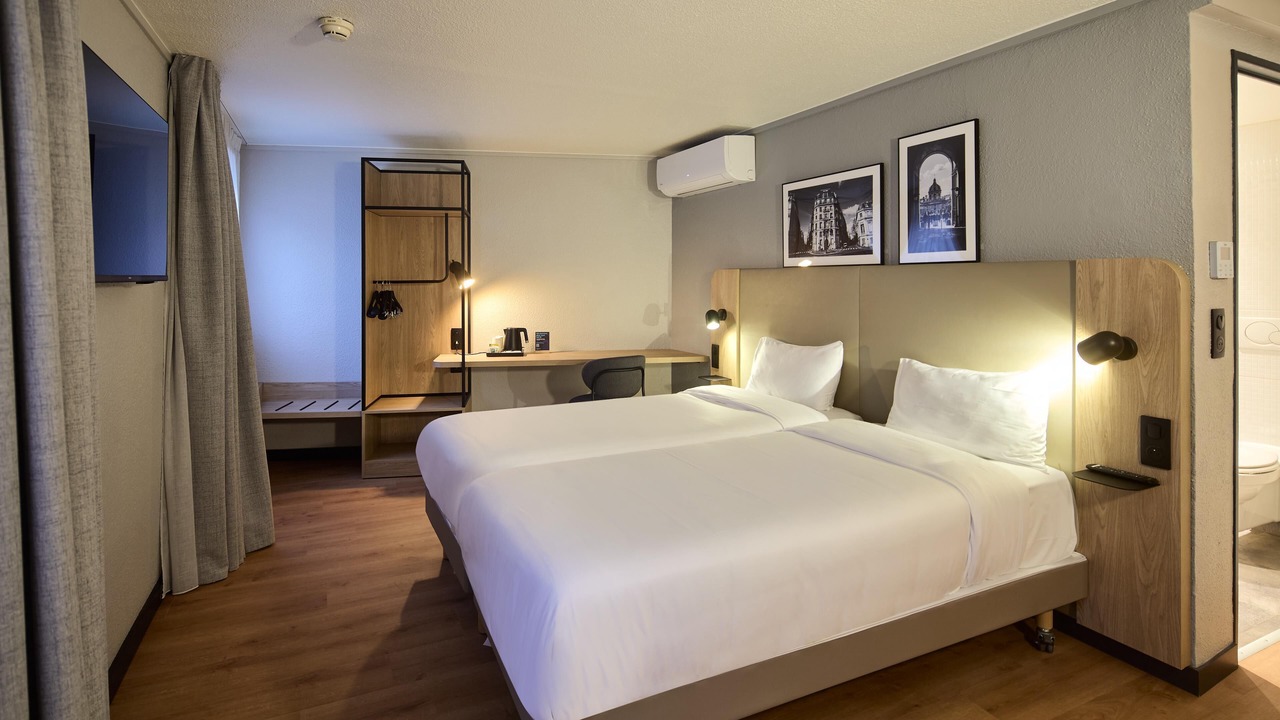 Photo of Bedroom in Le Port sous la Lune