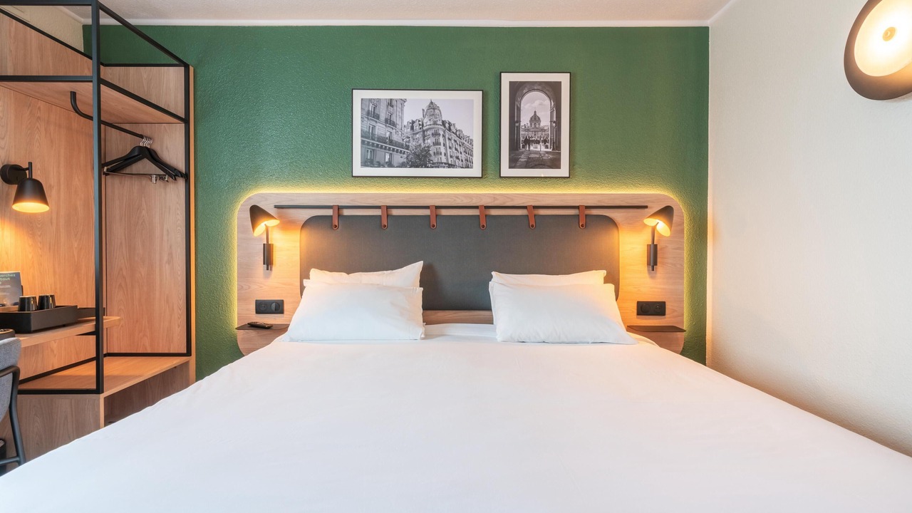 Photo of Bedroom in Gennevilliers