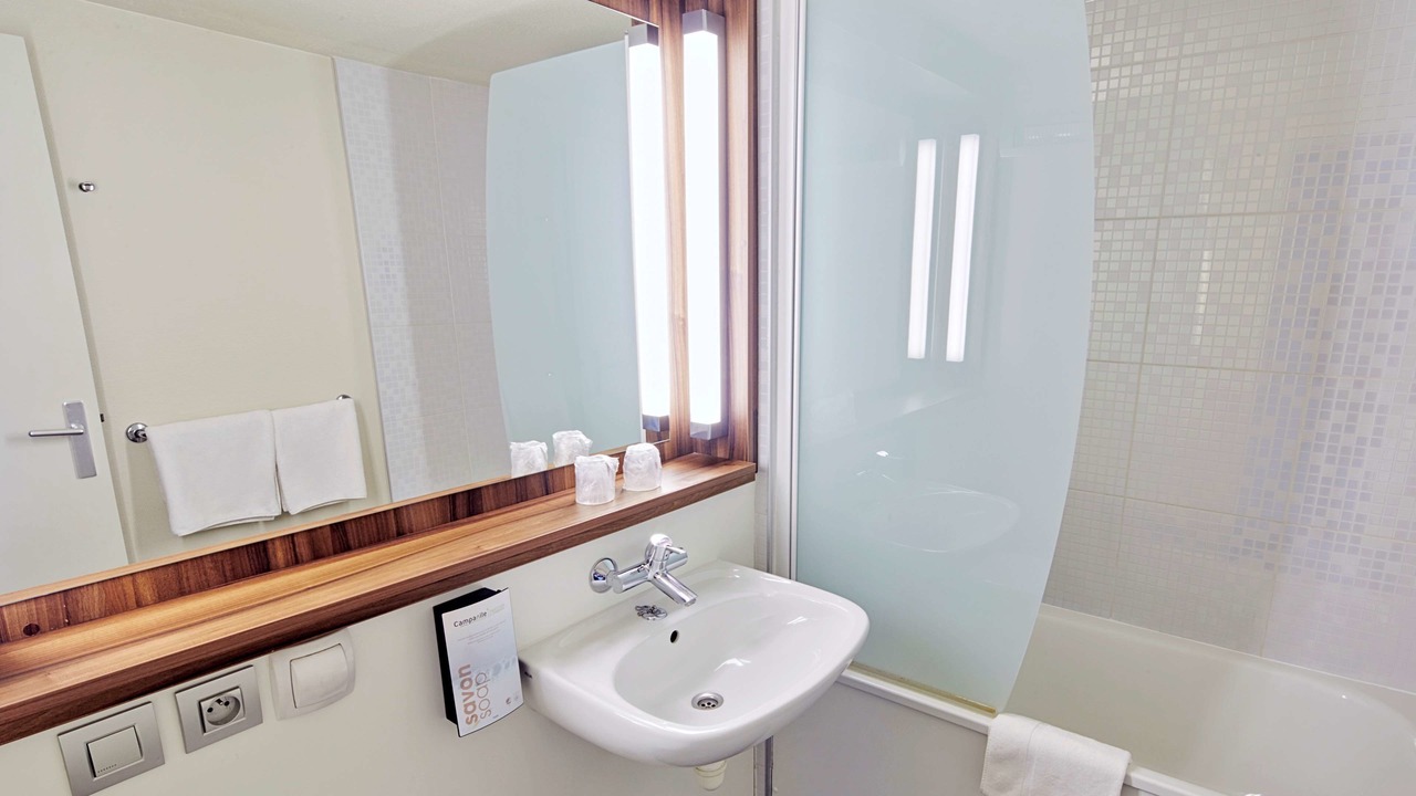 Photo of Bathroom in Vert-Saint-Denis