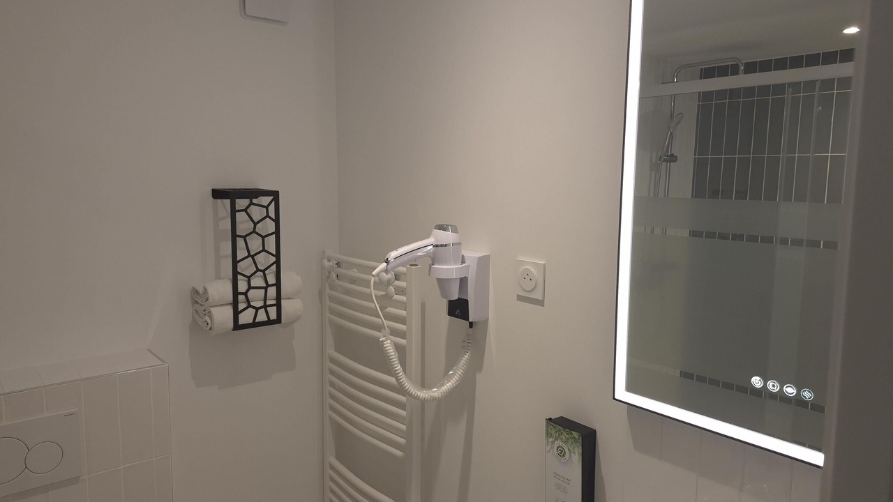Photo of Bathroom in Fontenay-Tresigny