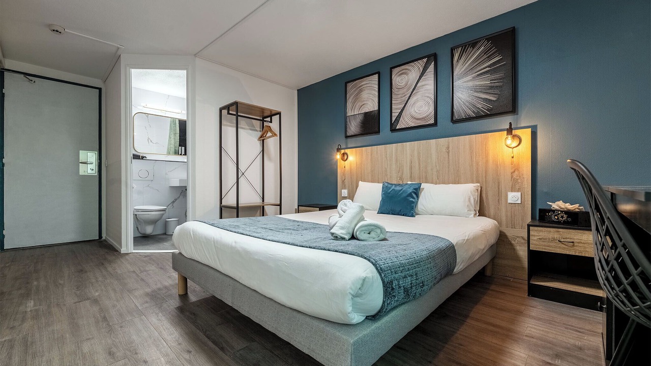 Photo of Bedroom in Saint-Laurent-des-Vignes