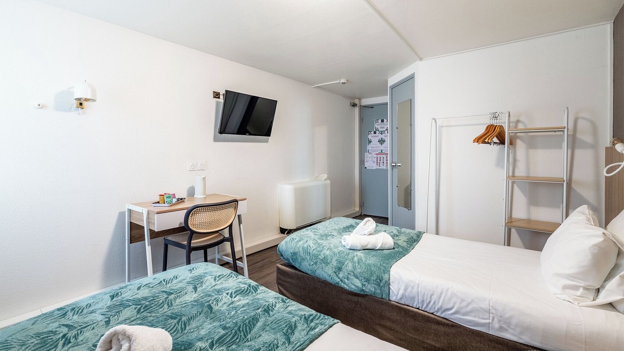 Photo of Bedroom in Saint-Laurent-des-Vignes