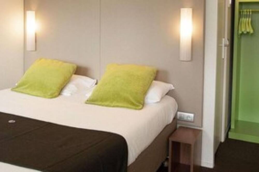 Photo of Bedroom in Chateauneuf-Grasse
