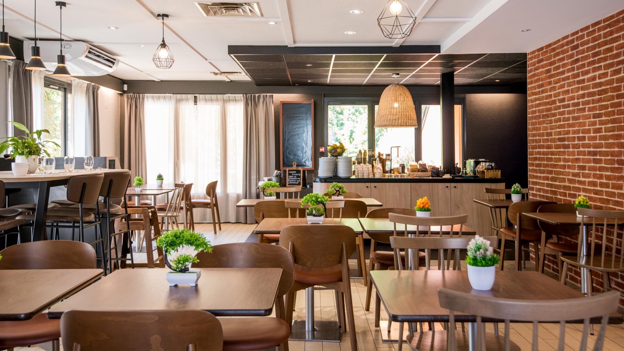 Photo of Others in Royallieu Village