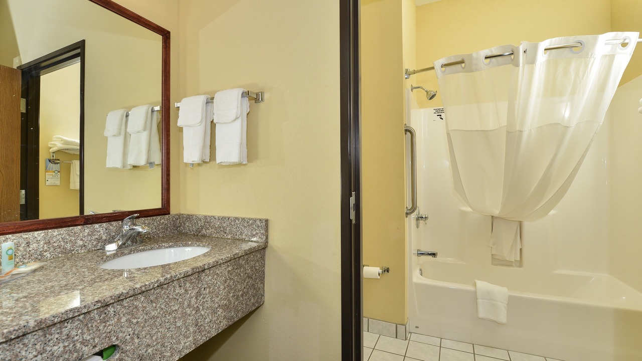 Photo of Bathroom in Joplin