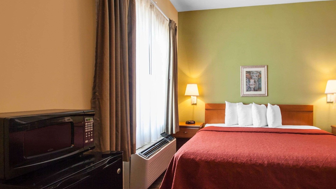 Photo of Bedroom in Joplin