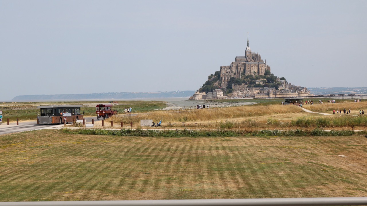 Photo of Bedroom in Le Mont-Saint-Michel