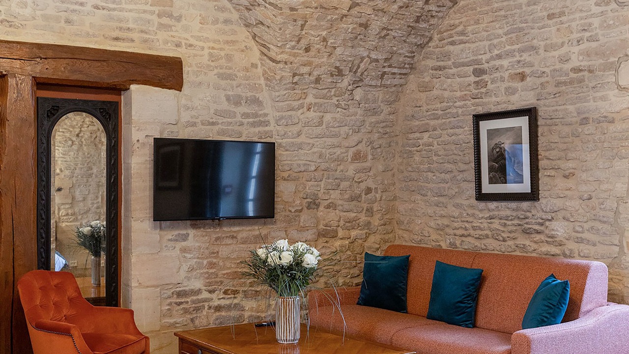 Photo of Others in Crepon