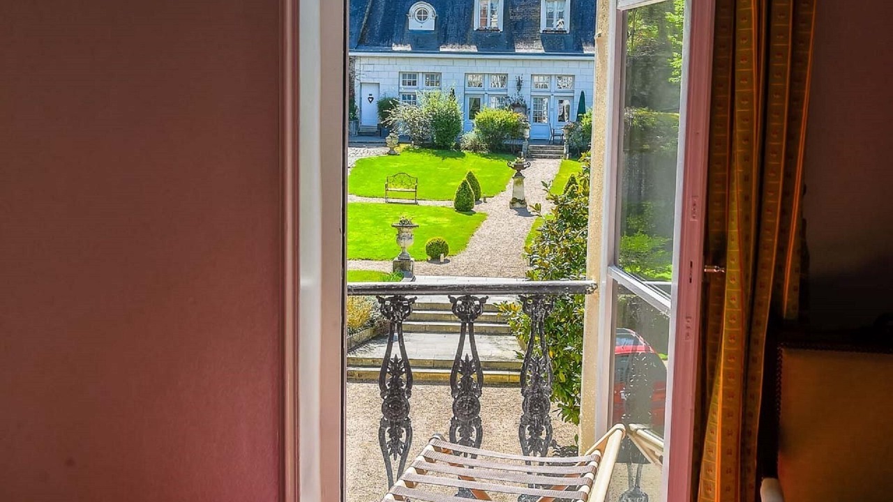 Photo of Patio Balcony in Charge
