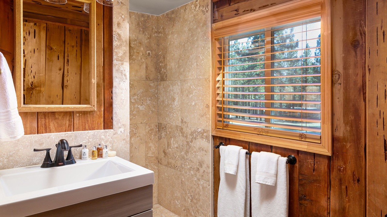 Photo of Bathroom in Portola