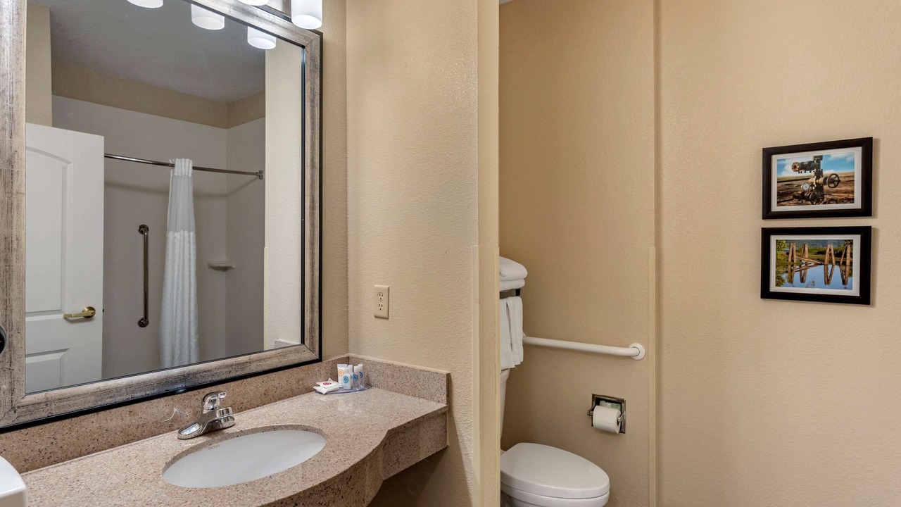 Photo of Bathroom in El Dorado