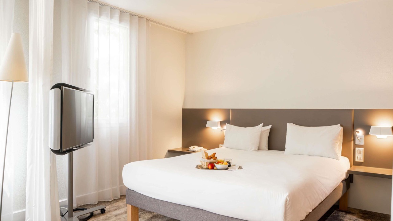 Photo of Bedroom in Carnot