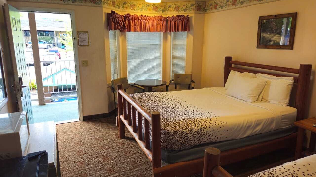 Photo of Bedroom in Grants Pass