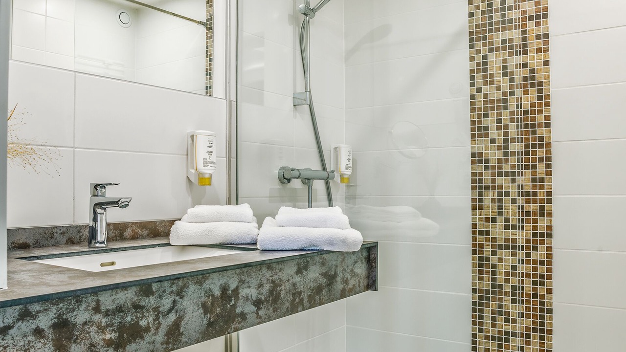 Photo of Bedroom in La Pommeraye