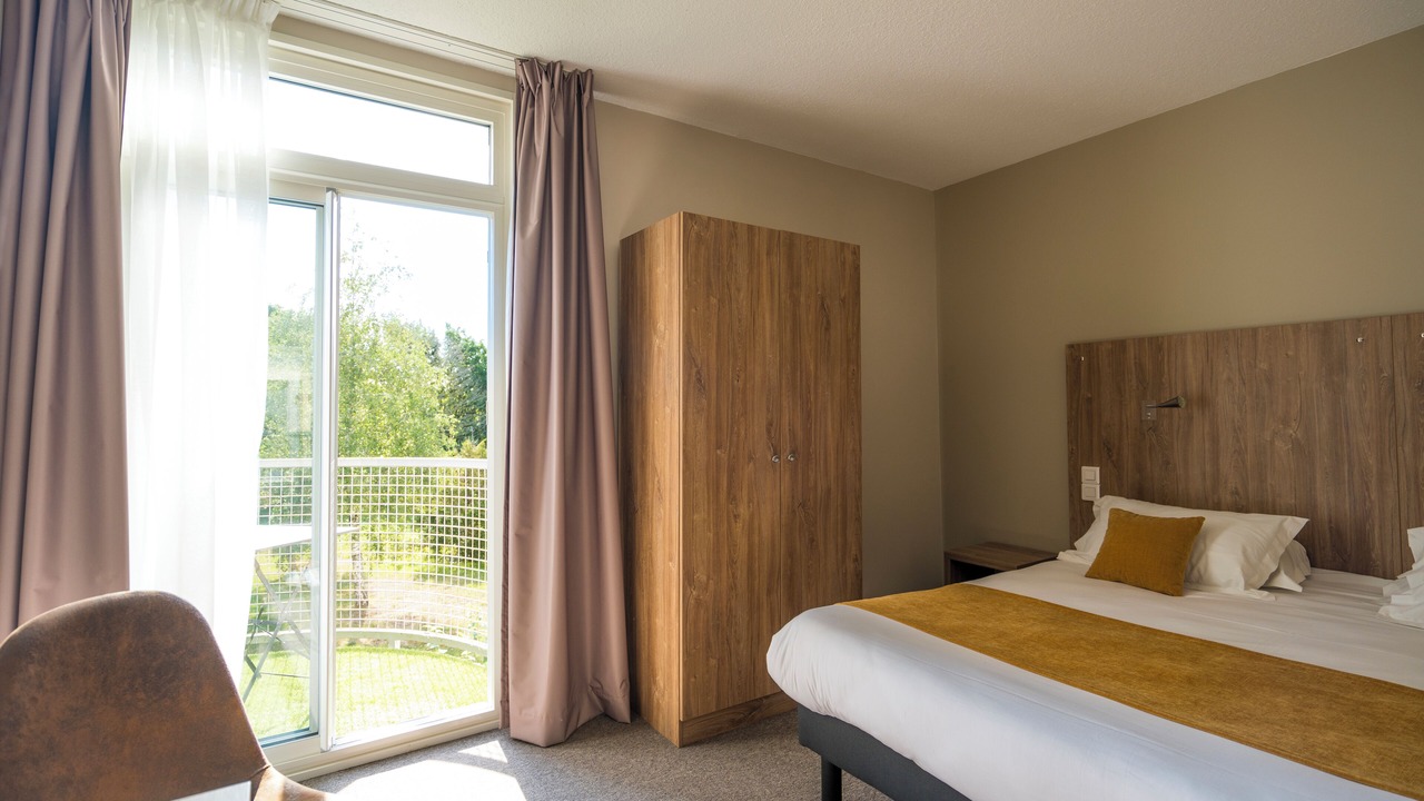 Photo of Bedroom in La Pommeraye