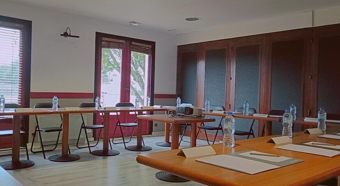 Photo of Others in Laval