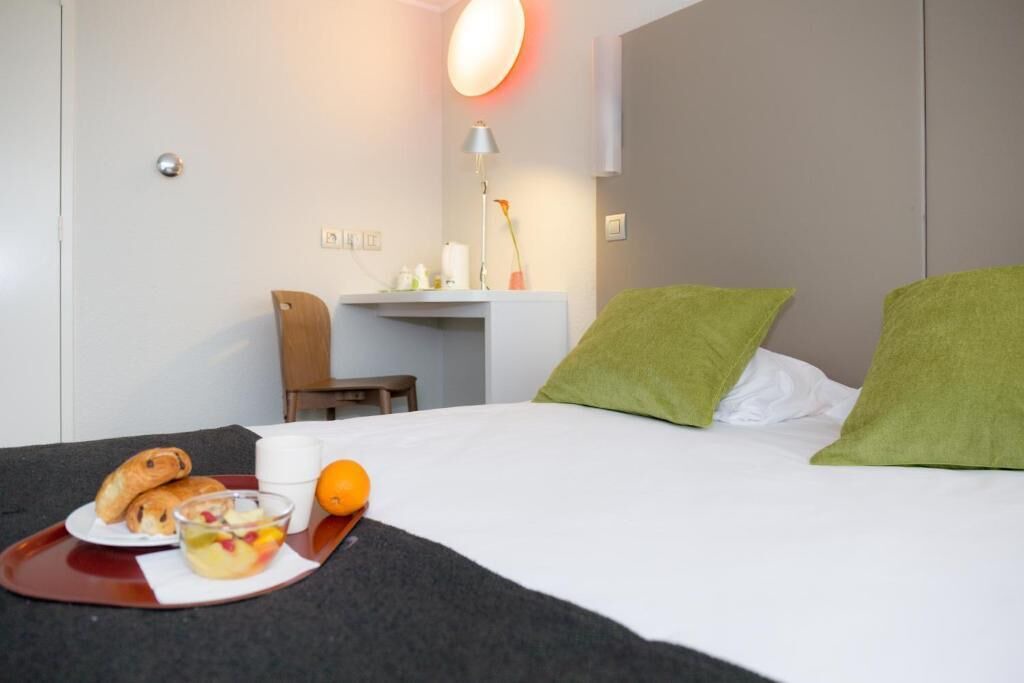 Photo of Bedroom in Laval