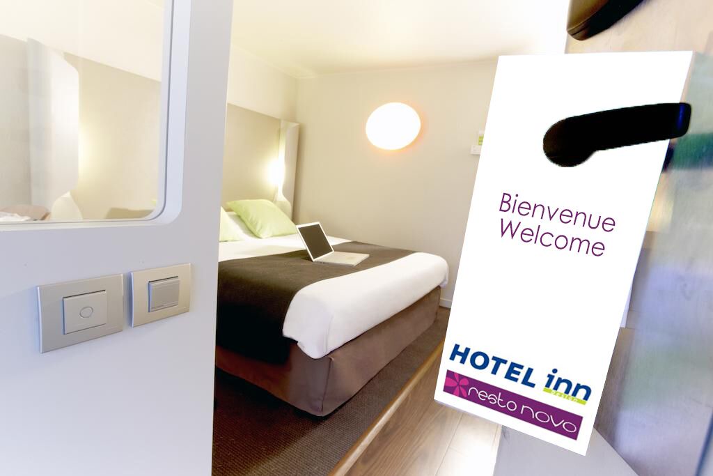 Photo of Bedroom in Laval