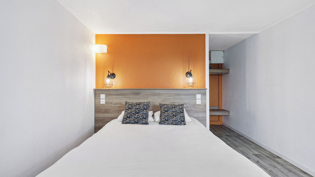 Photo of Bedroom in La Ferte-Bernard