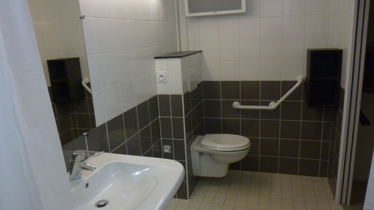 Photo of Bathroom in Mayenne
